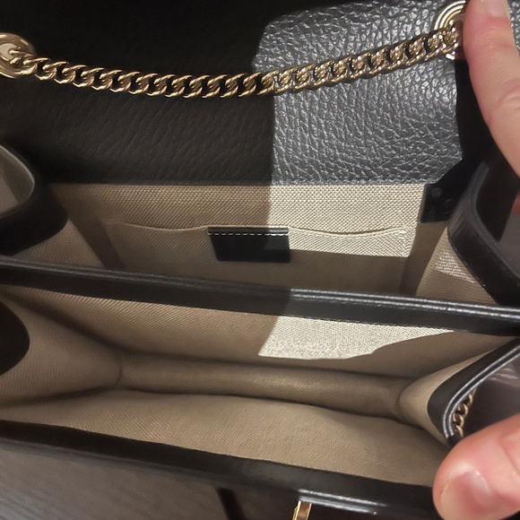 Gucci Black Icon GG Interlocking Small Crossbody Bag - Picture 2 of 6